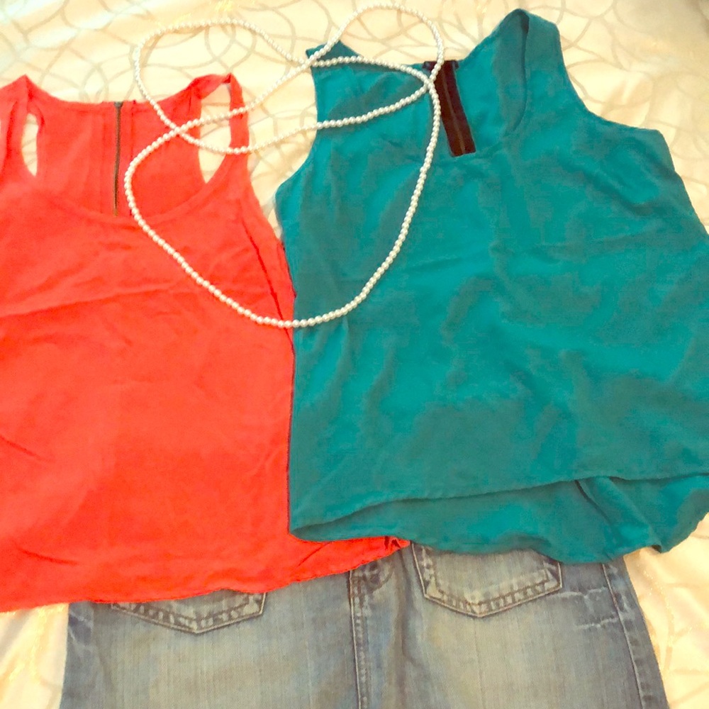 Express Bundle green and melon back zipper top! MD